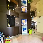 Ibis Styles Centre Place Royale نانت