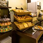 فندق Ibis Styles Centre Place Royale 3*