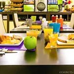 Ibis Styles Centre Place Royale 3* نانت