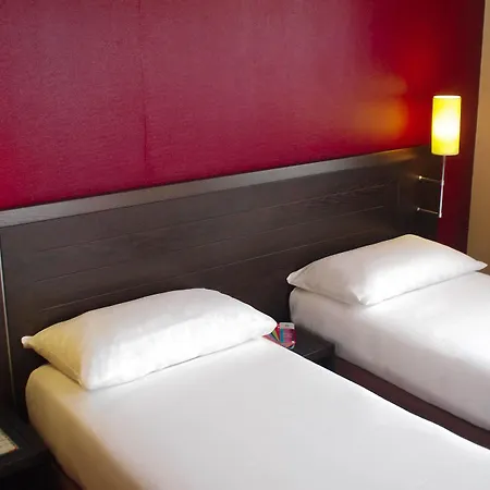 Ibis Styles Centre Place Royale Szálloda 3*