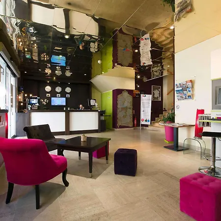 Ibis Styles Centre Place Royale 3* Nantes