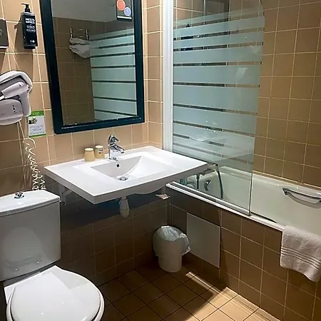 Ibis Styles Centre Place Royale فندق