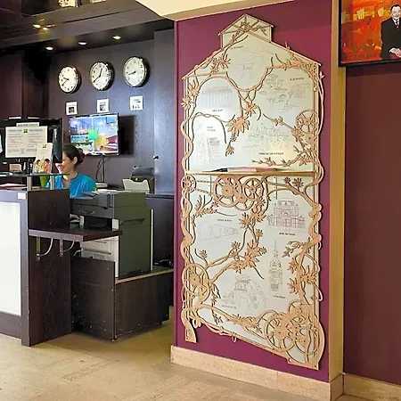 Ibis Styles Centre Place Royale نانت