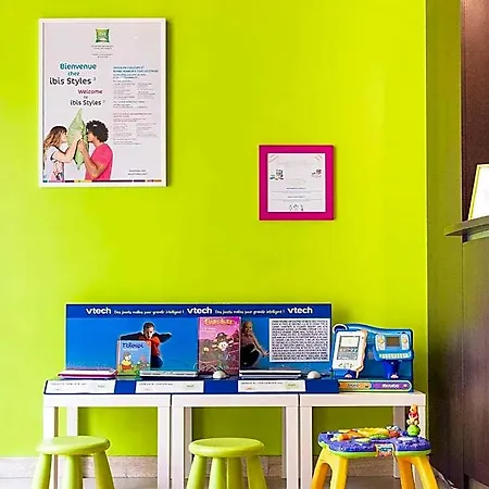 Ibis Styles Centre Place Royale 3*
