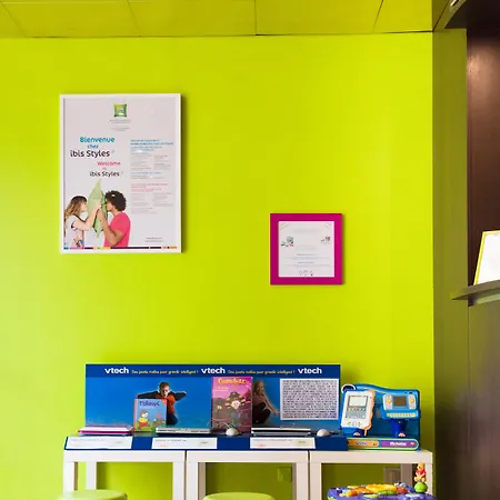 Ibis Styles Centre Place Royale نانت
