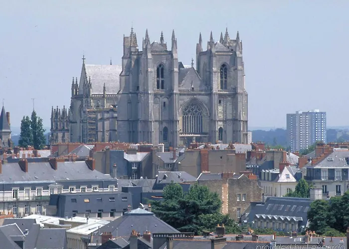 Ibis Styles Centre Place Royale Hotel