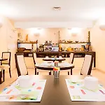 宜必思式南特中心皇家广场酒店 酒店