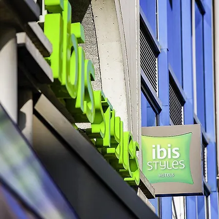 Ibis Styles Centre Place Royale 3*