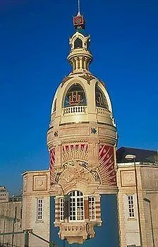 Ibis Styles Centre Place Royale מלון