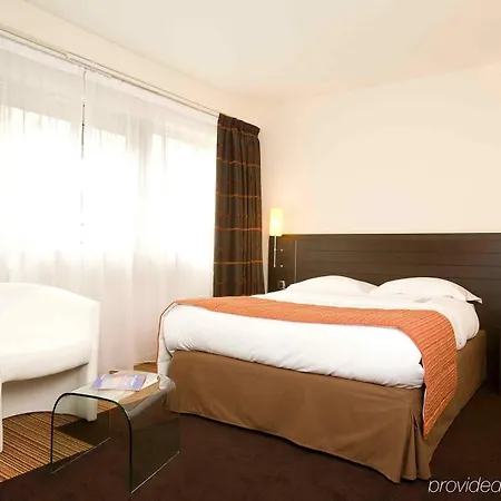 Ibis Styles Centre Place Royale מלון
