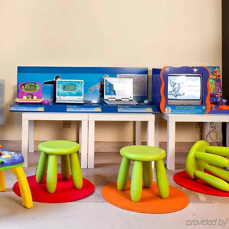 Ibis Styles Centre Place Royale 3*