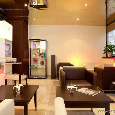 Ibis Styles Centre Place Royale 3* נאנט